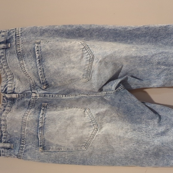 Vintage high wasted acid wash distressed boyfriend jean size 13. - Picture 4 of 4
